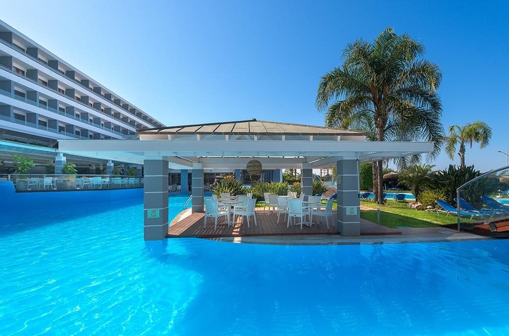 Oceanis Beach
