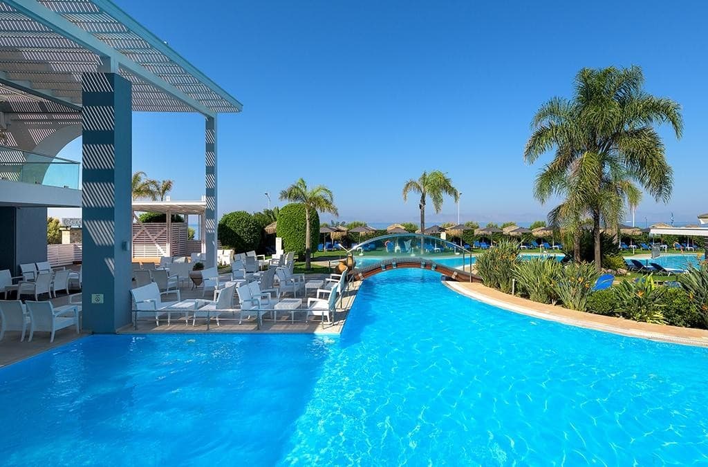 Oceanis Beach
