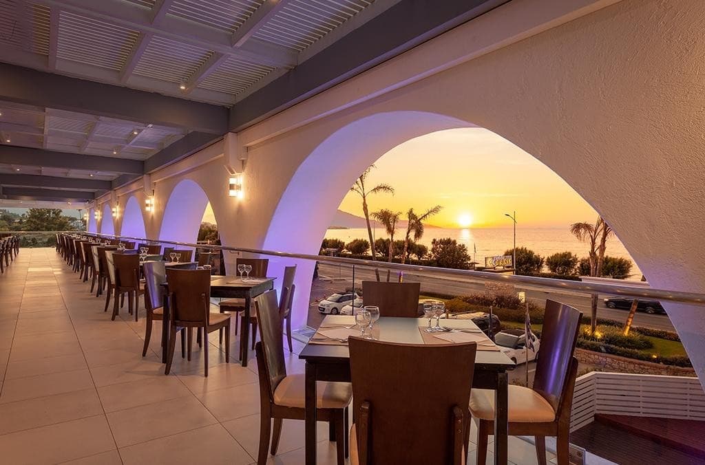 Oceanis Beach