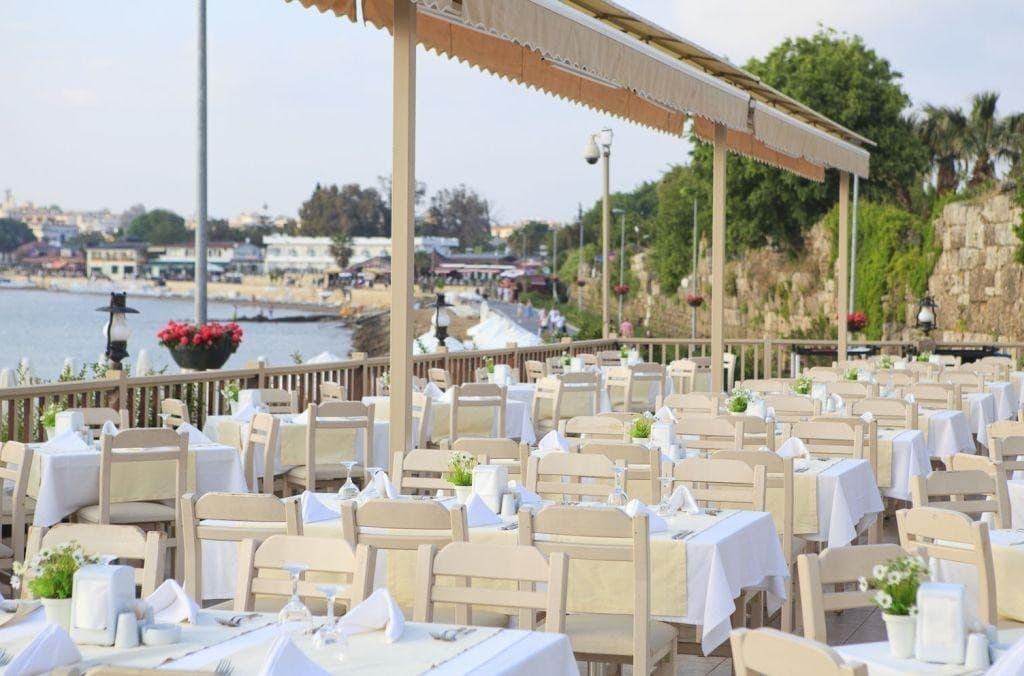 Can Garden Beach