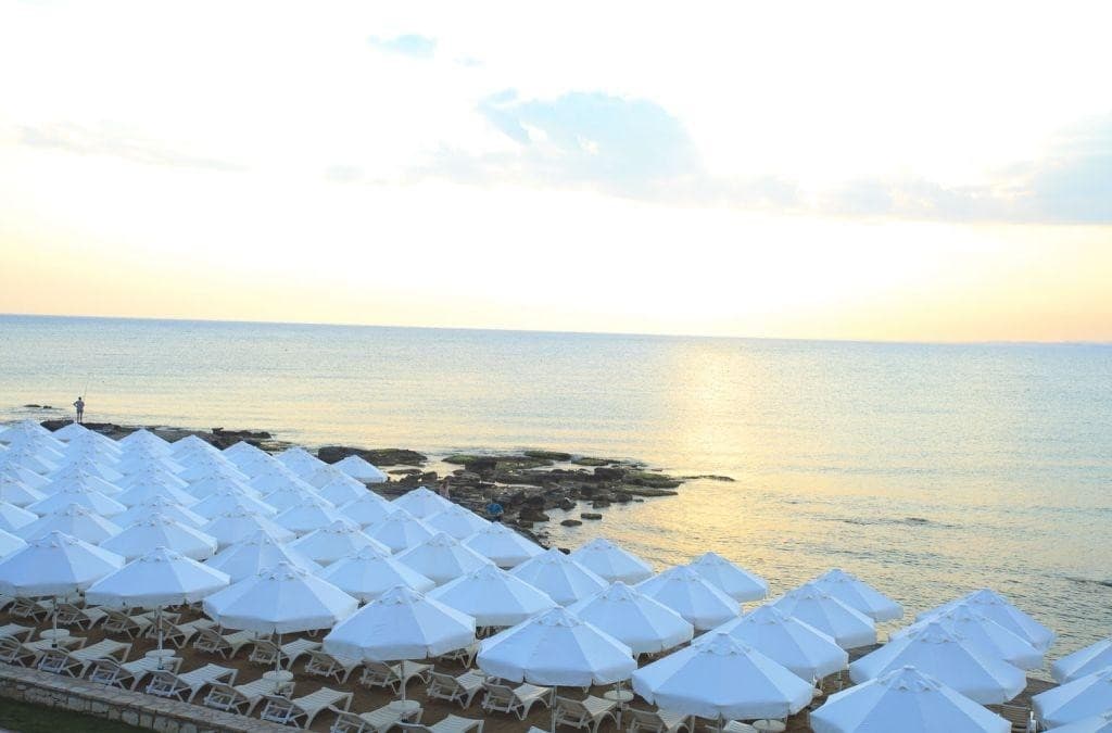 Can Garden Beach