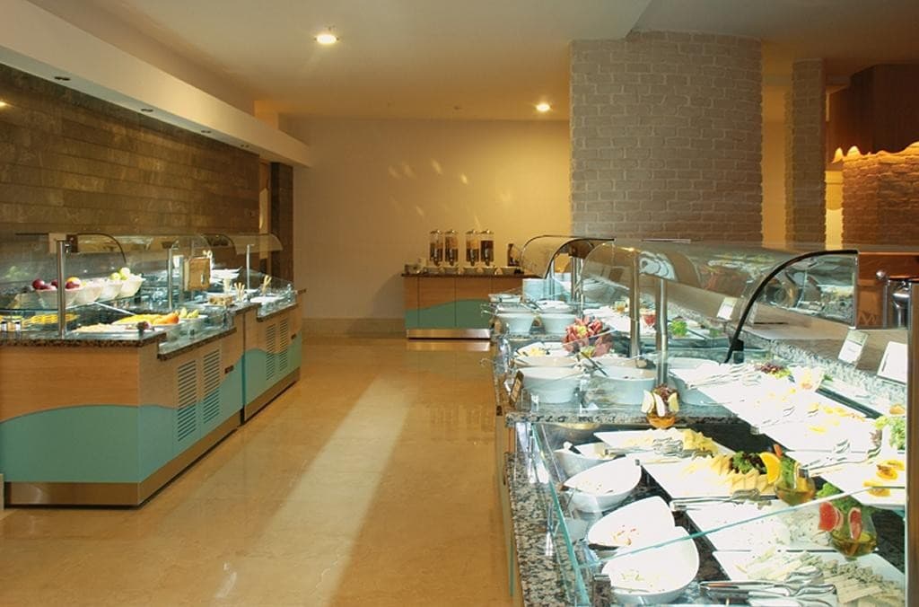 Commodore Elite Suites