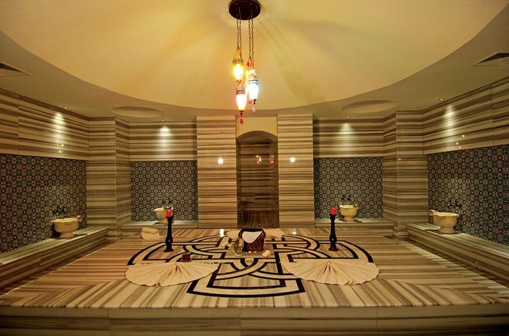 Commodore Elite Suites