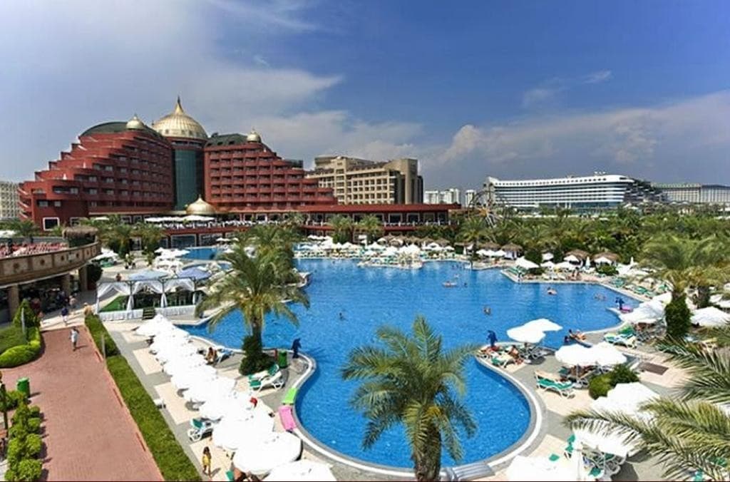 Delphin Palace
