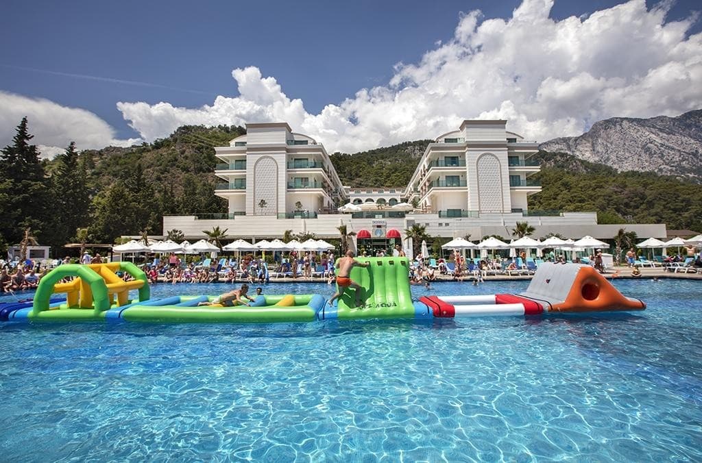Dosinia Luxury Resort (Mango klub)