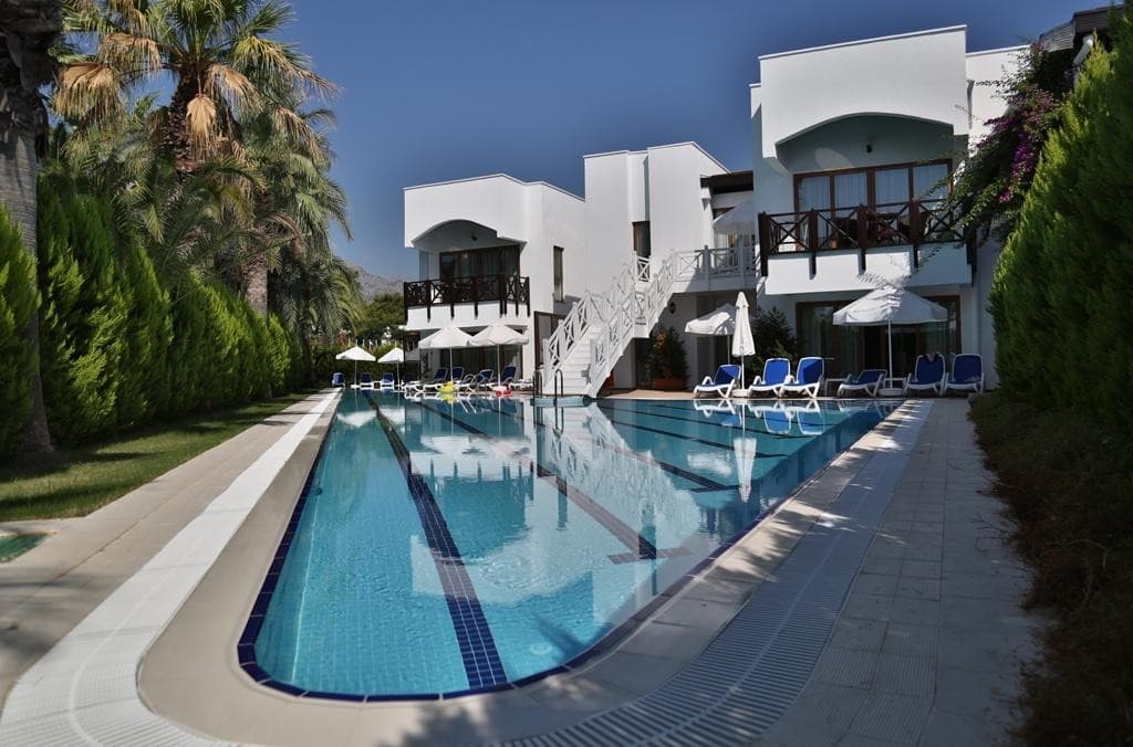 Emelda Sun Club