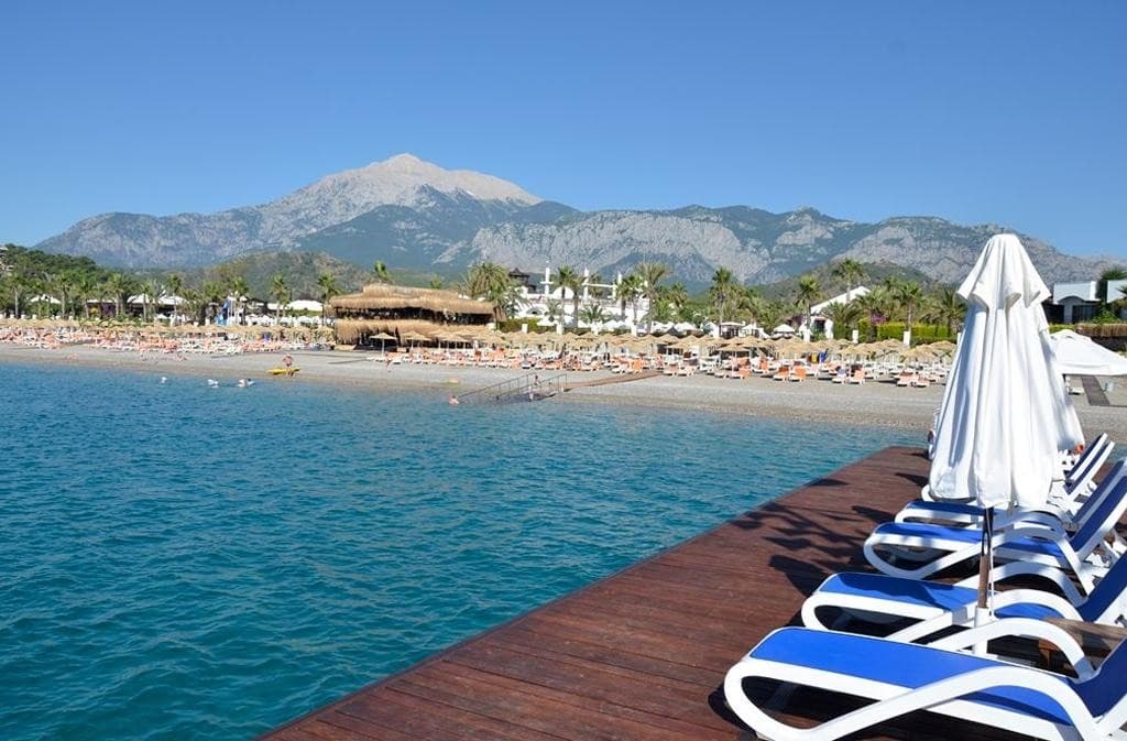 Emelda Sun Club