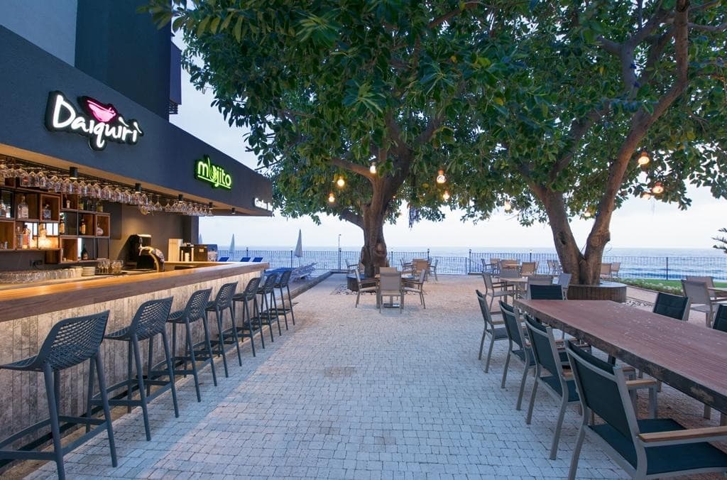 Floria Beach Hotel