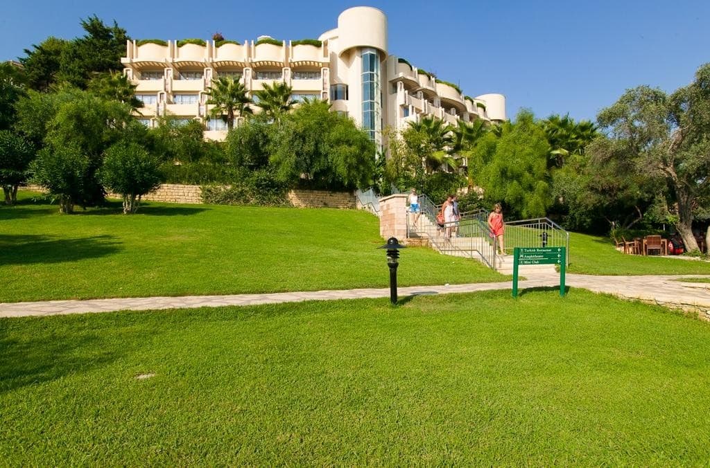 Melas Resort