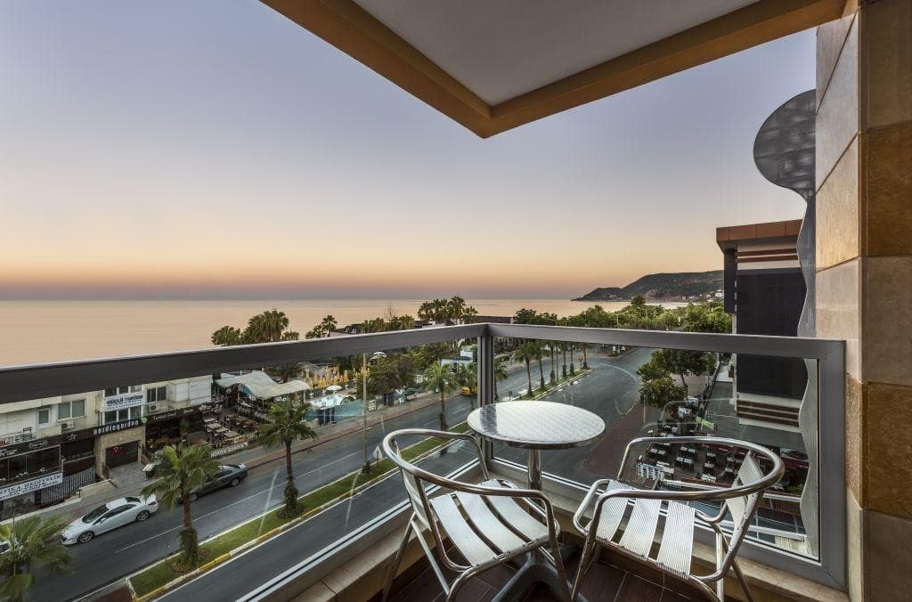 Tac Premier Hotel