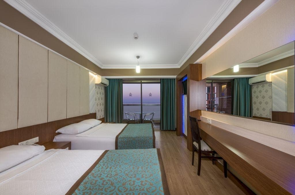 Tac Premier Hotel