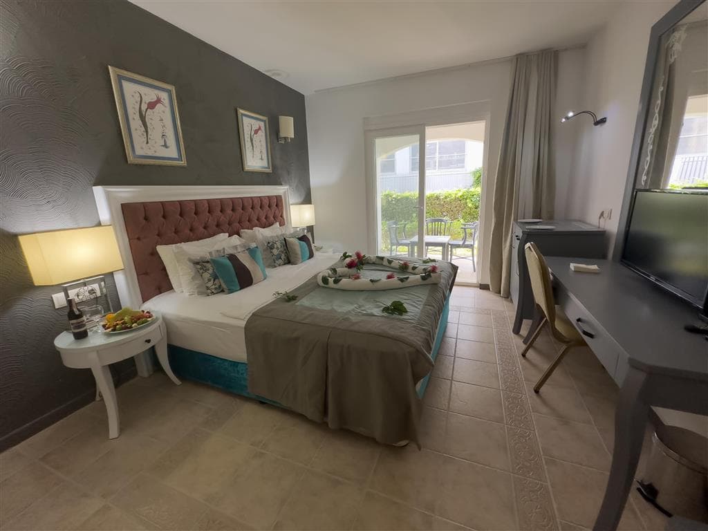 Tiana Beach Hotel