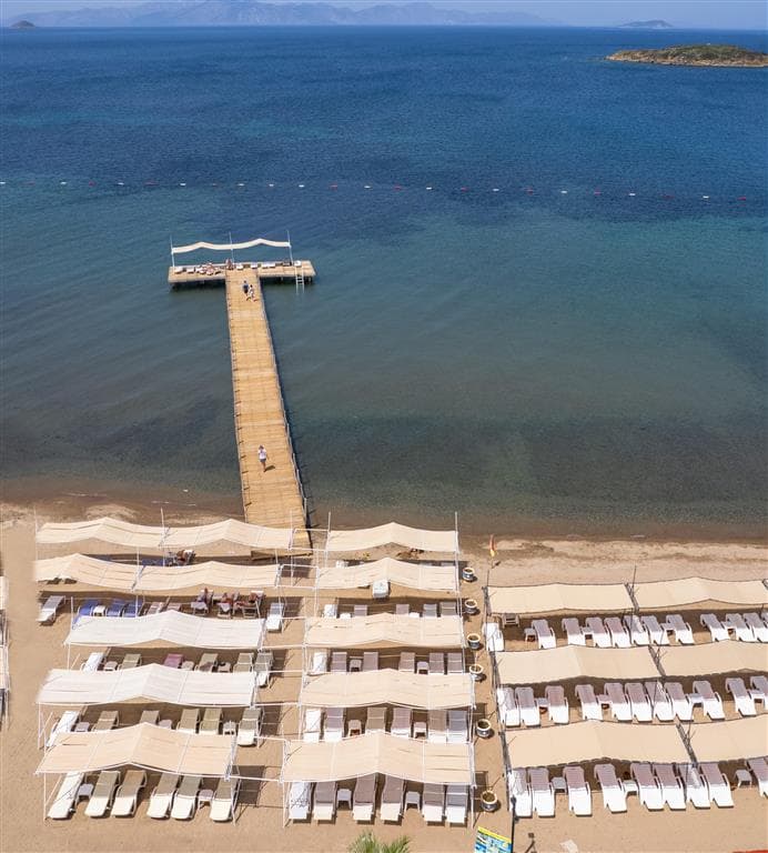 Tiana Beach Hotel
