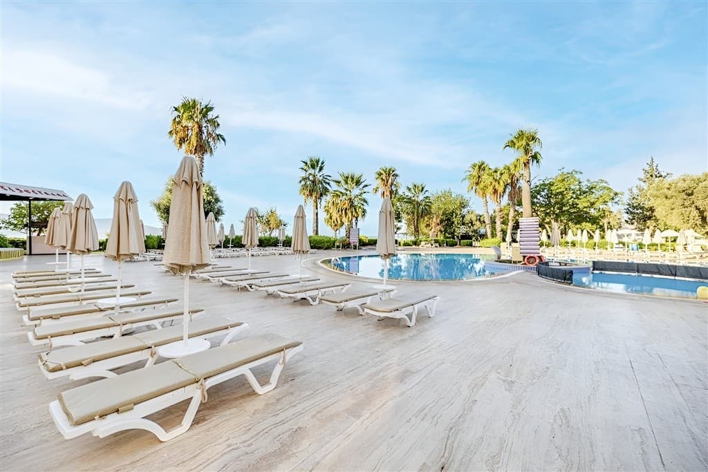 The Holiday Resort