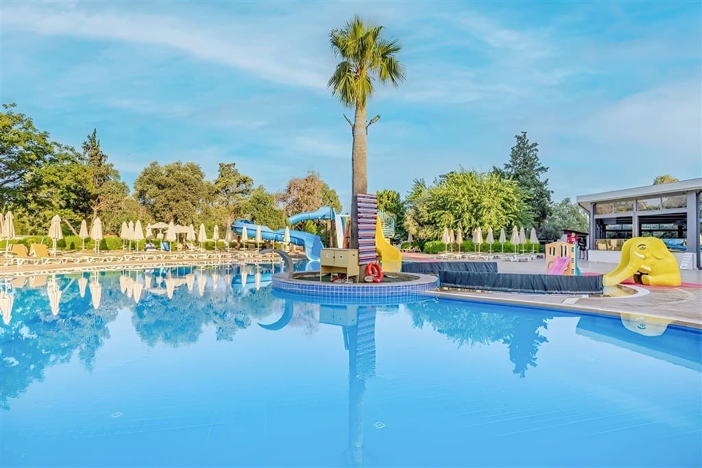 The Holiday Resort
