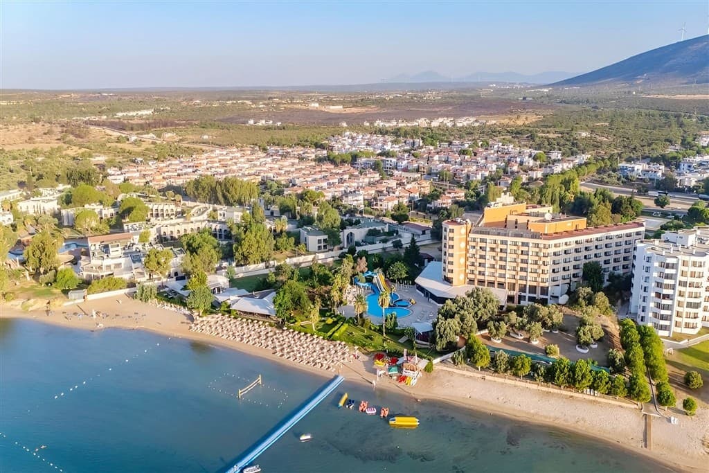 The Holiday Resort