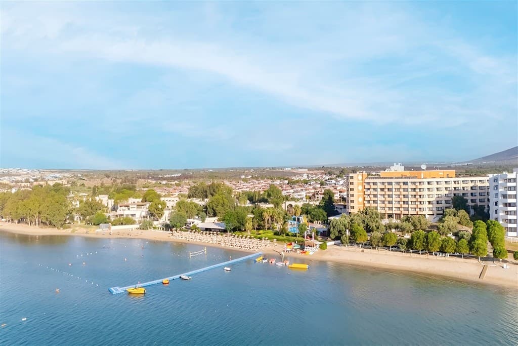The Holiday Resort