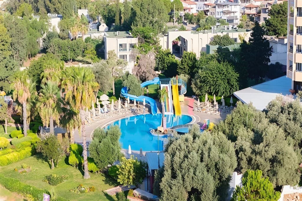The Holiday Resort