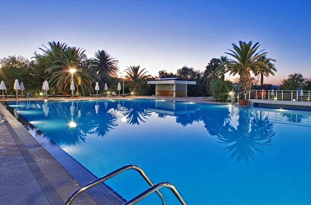 Caravia Beach Hotel