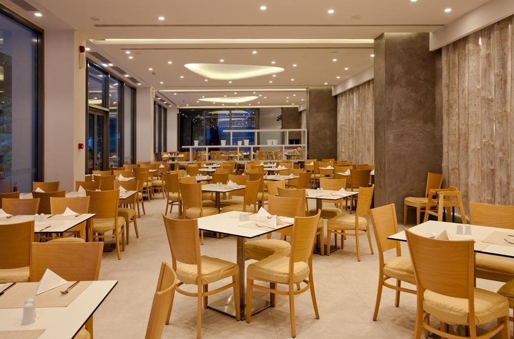 Caravia Beach Hotel