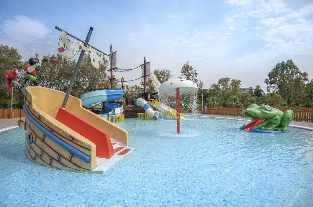 Caravia Beach Hotel