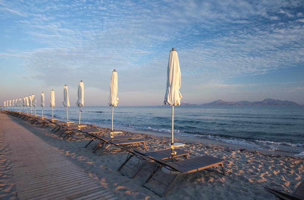 Caravia Beach Hotel