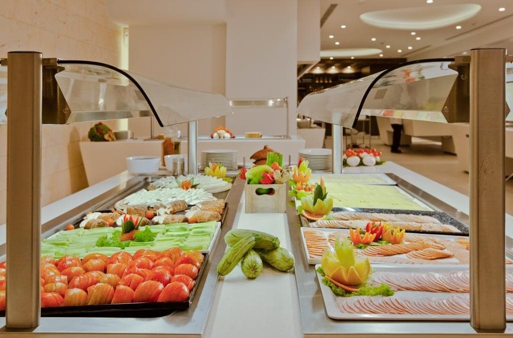 Caravia Beach Hotel
