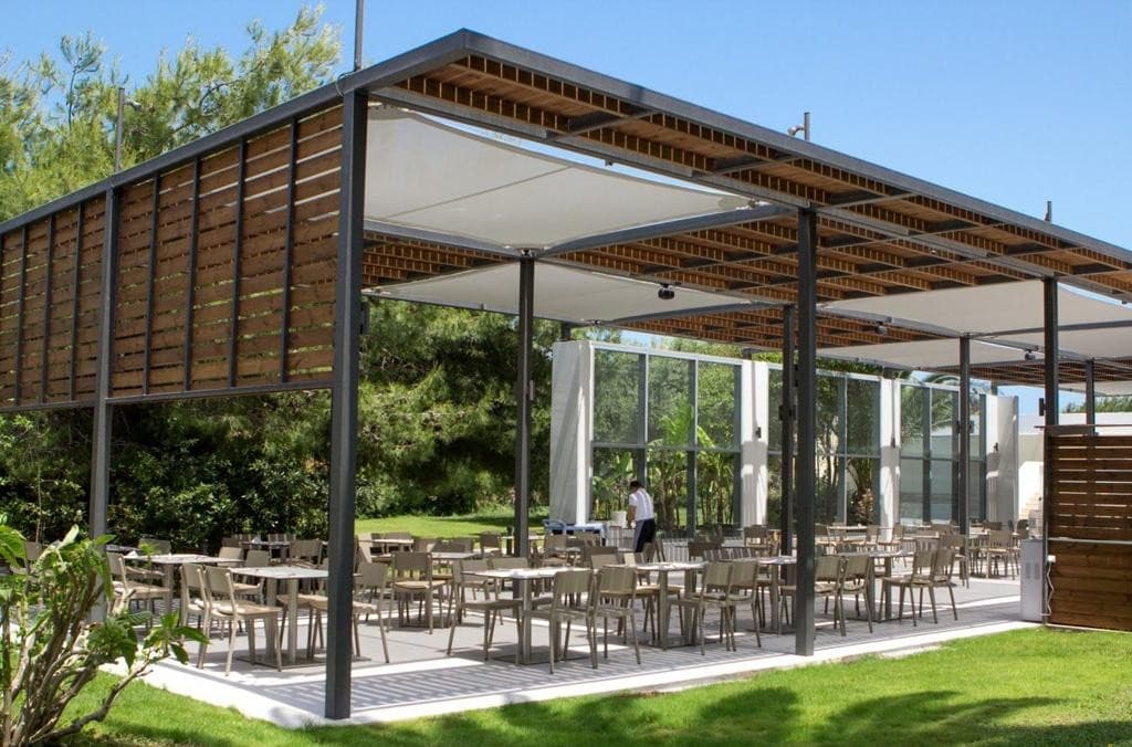 Caravia Beach Hotel