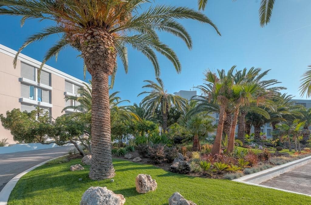 Caravia Beach Hotel