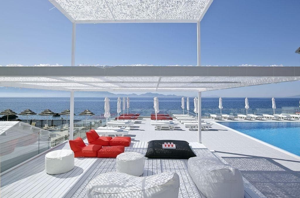 Dimitra Beach Hotel & Suites