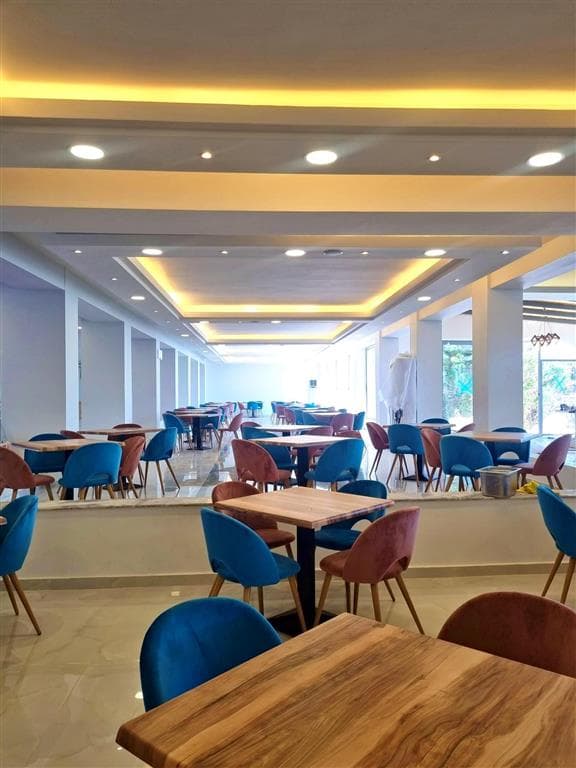 Ninos Grand Beach Hotel & Resort (Mango klub)