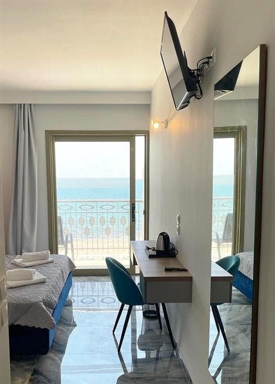 Ninos Grand Beach Hotel & Resort (Mango klub)