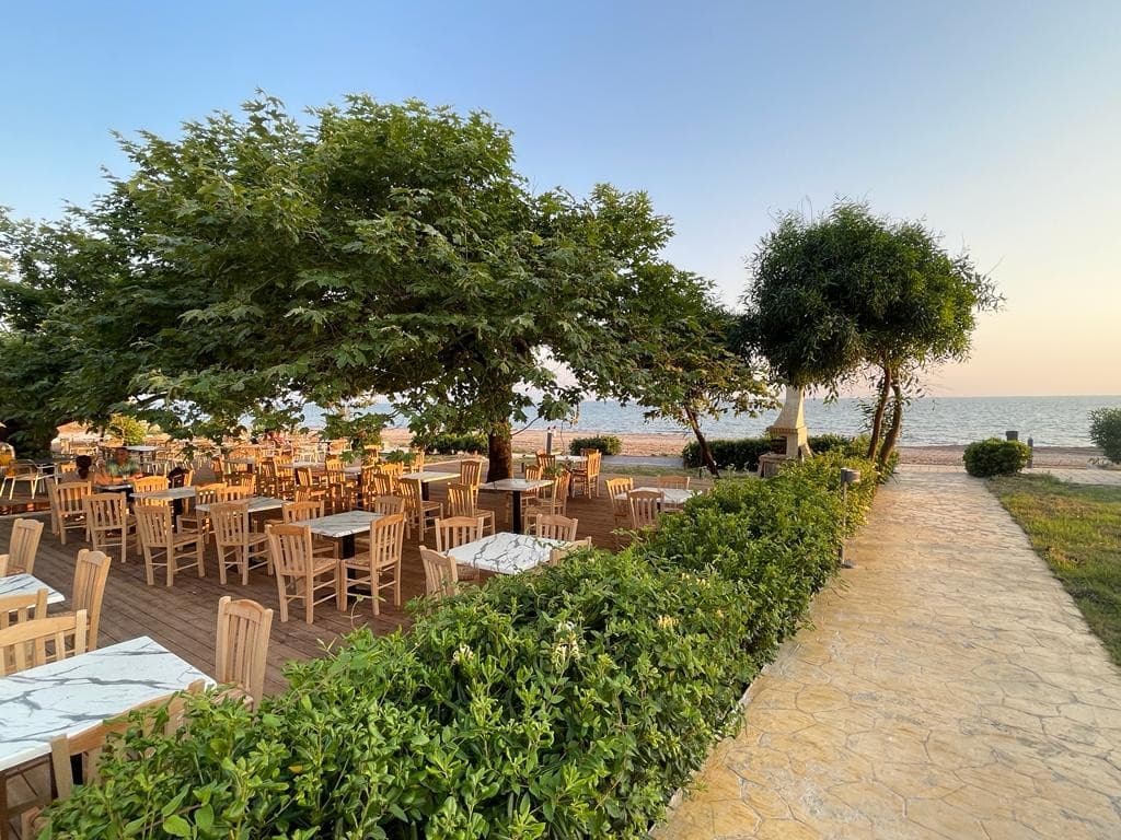 Ninos Grand Beach Hotel & Resort (Mango klub)