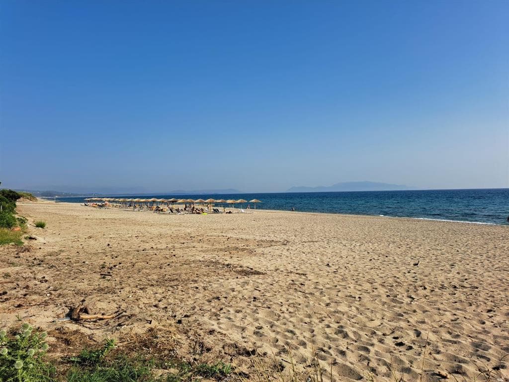 Ninos Grand Beach Hotel & Resort (Mango klub)