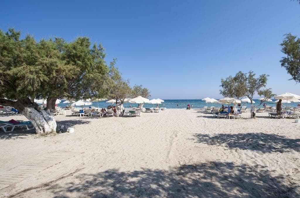 Tigaki Beach