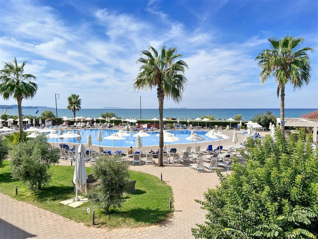 Almyros Beach Resort &  Spa