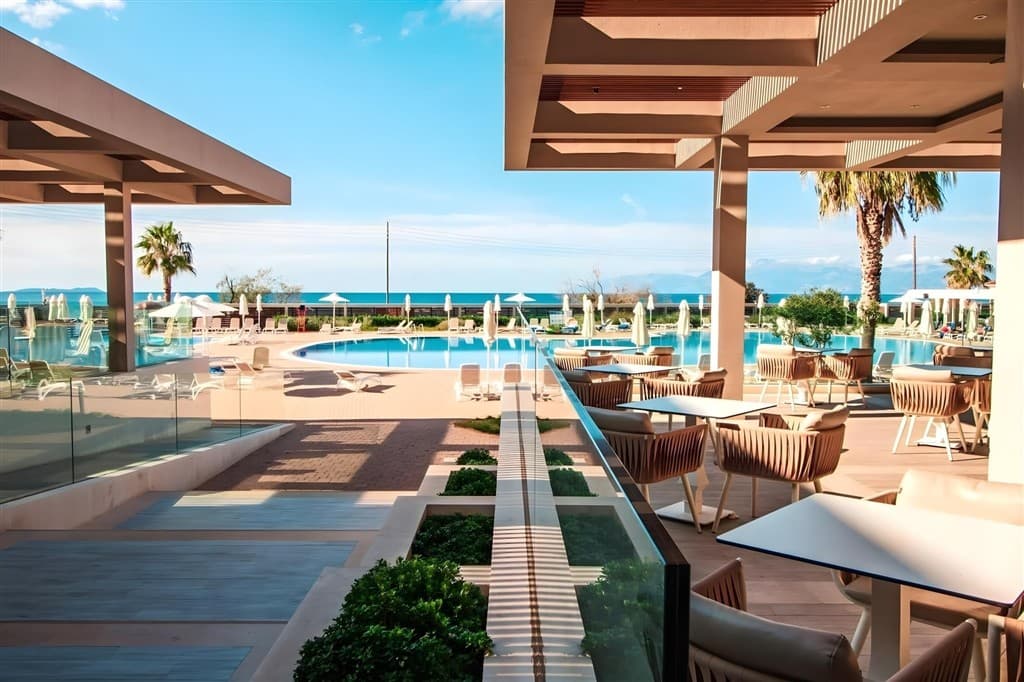 Almyros Beach Resort &  Spa