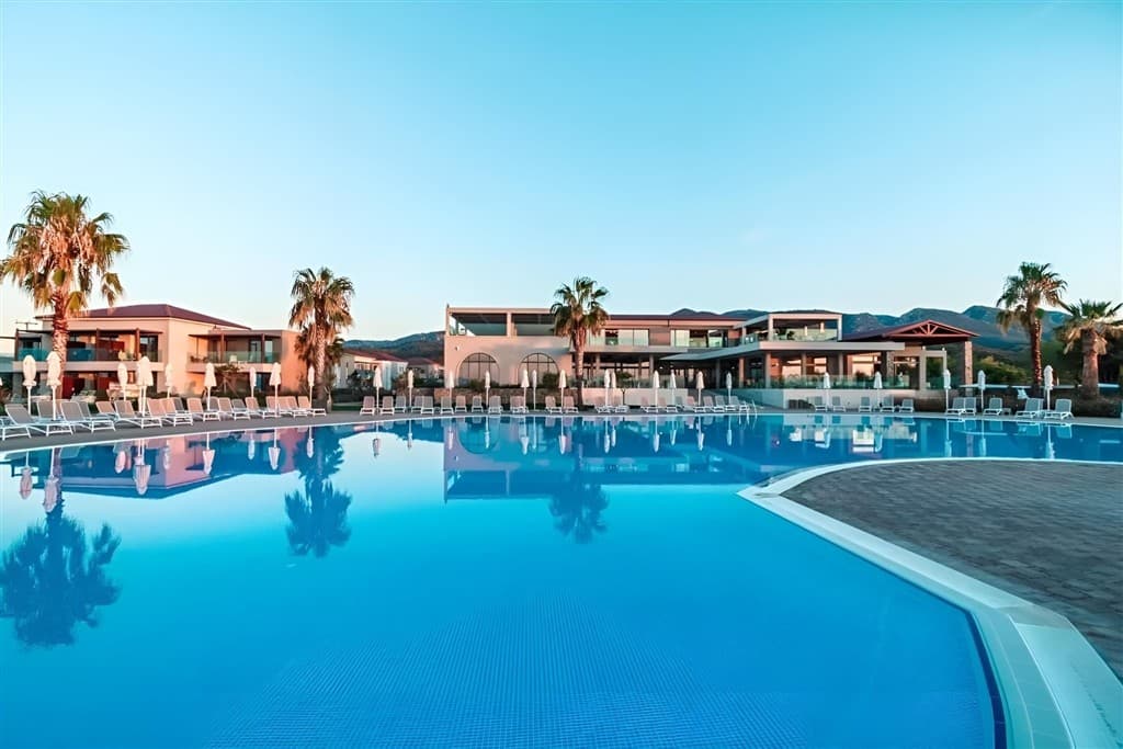 Almyros Beach Resort &  Spa