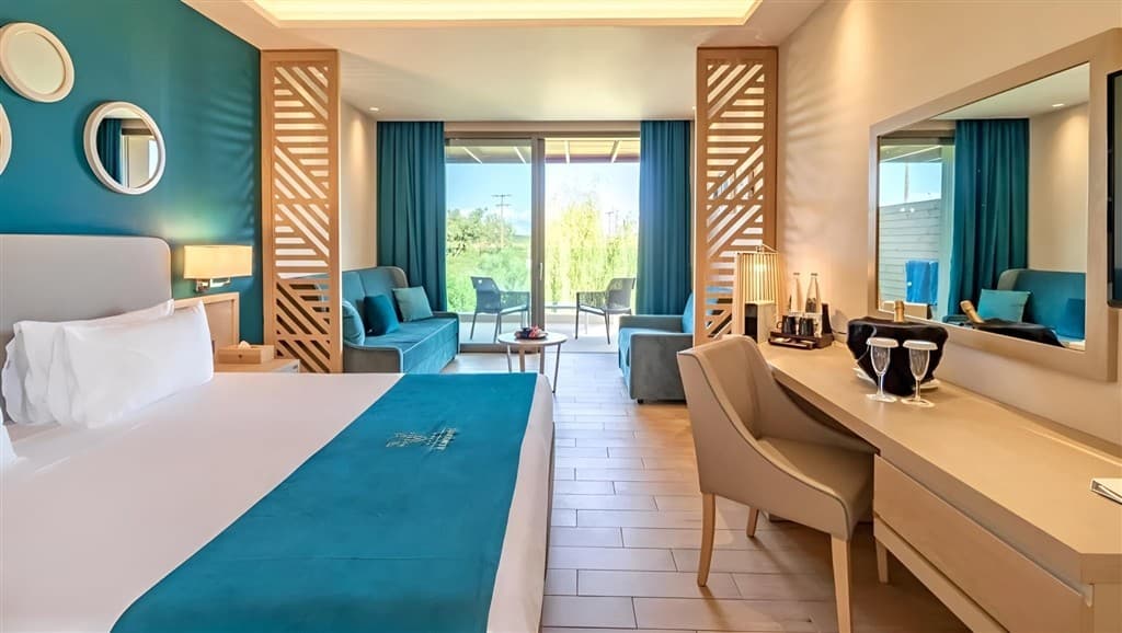 Almyros Beach Resort &  Spa