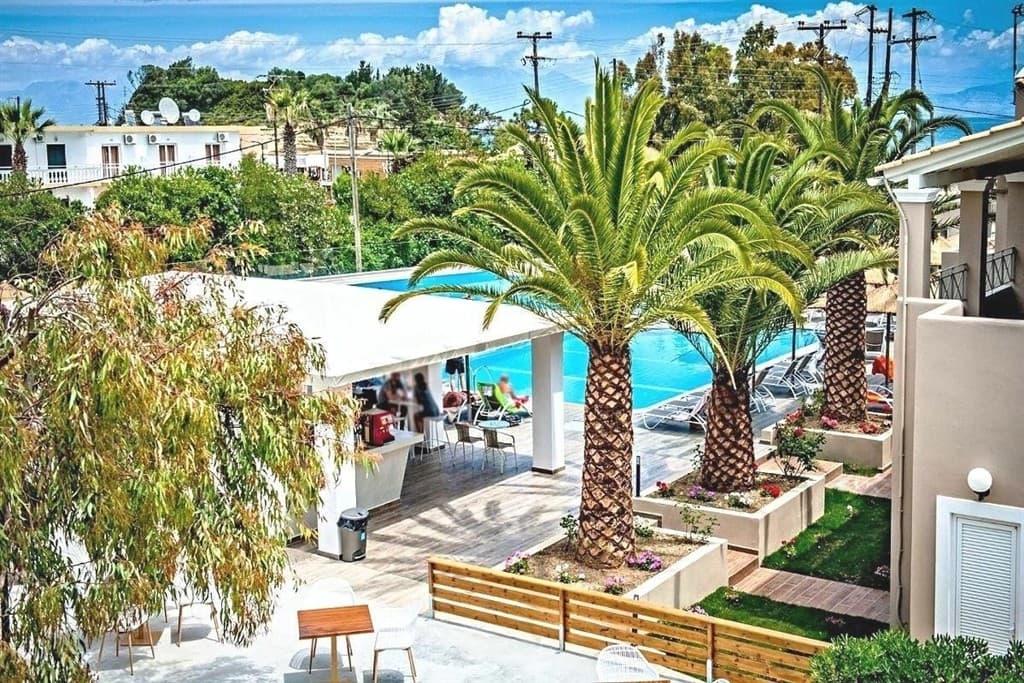 Amour Holiday Resort