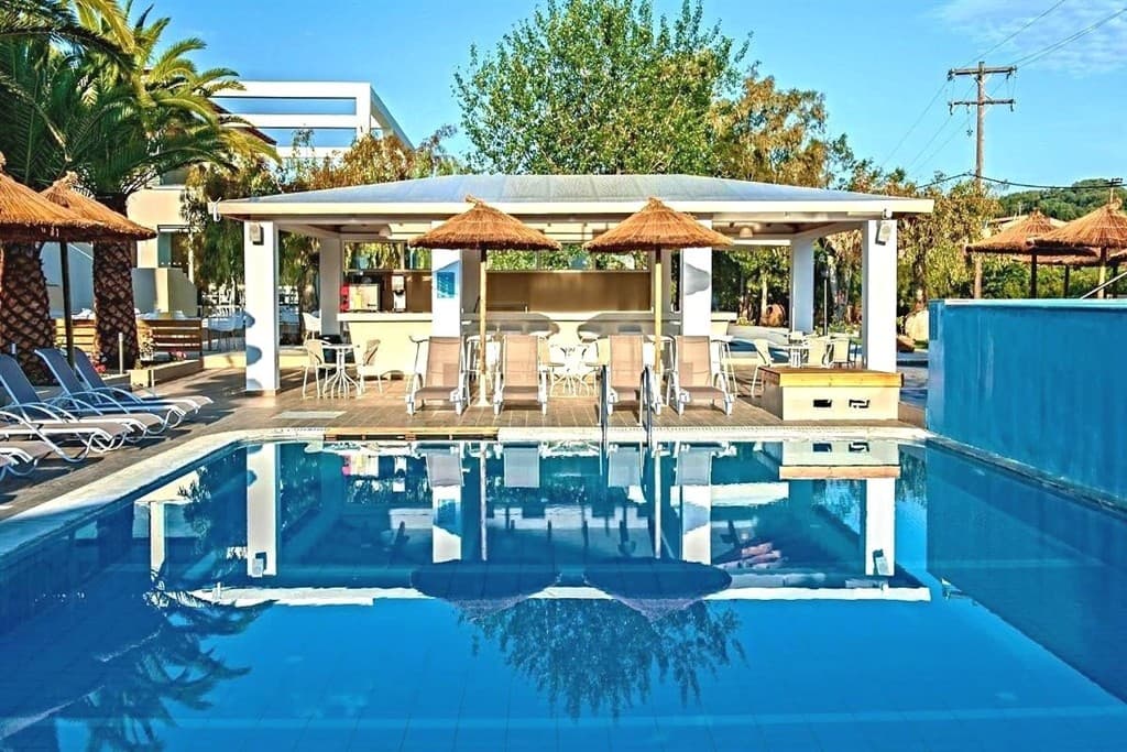 Amour Holiday Resort