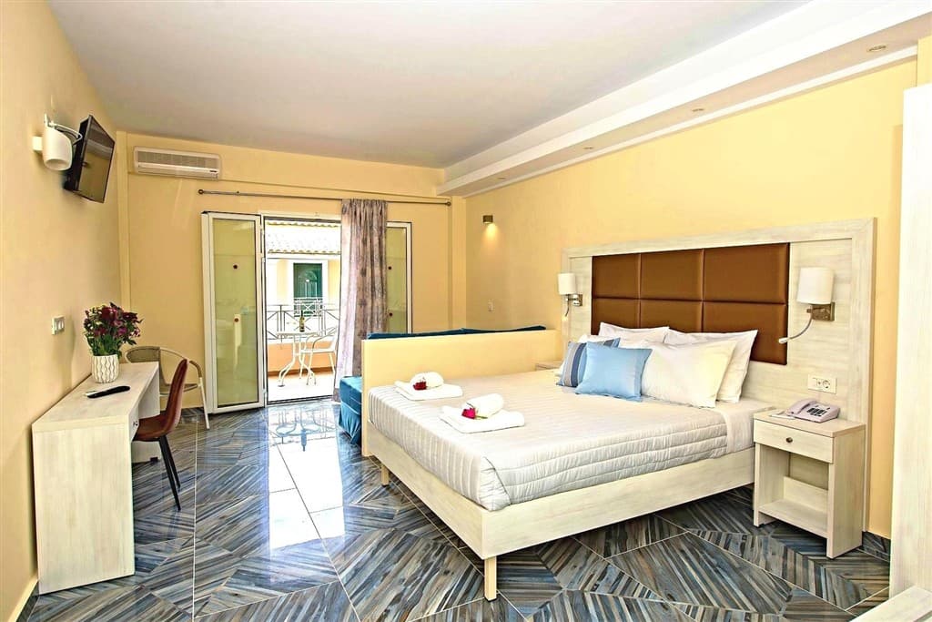 Amour Holiday Resort