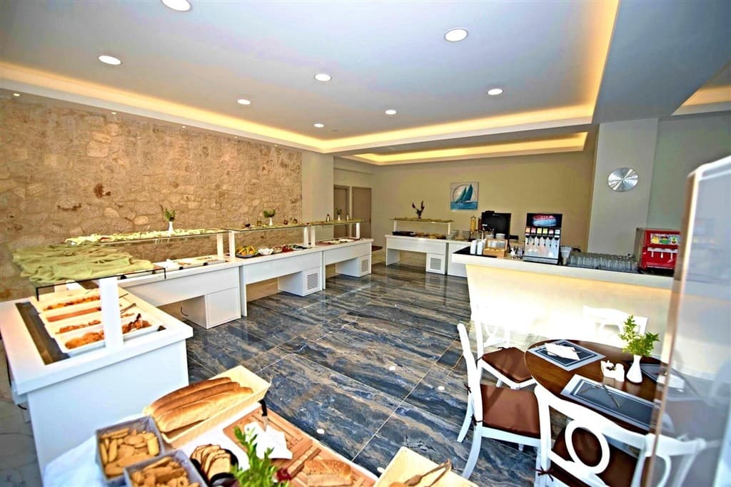 Amour Holiday Resort