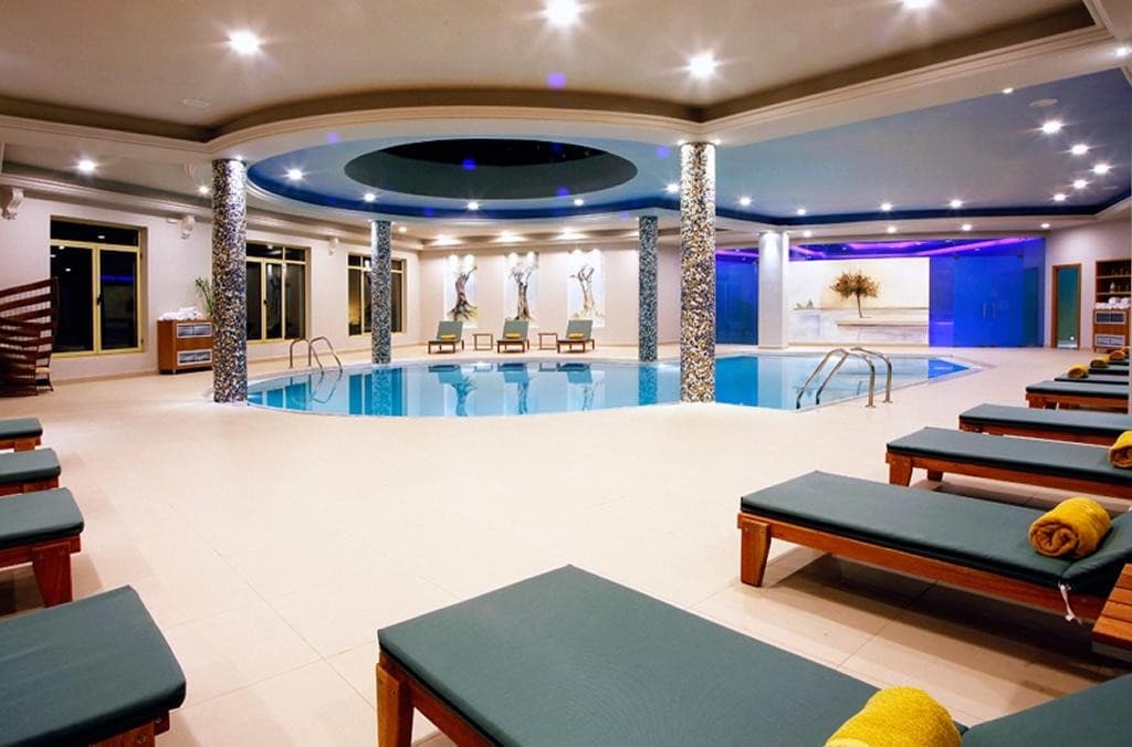 Pilot Beach Resort