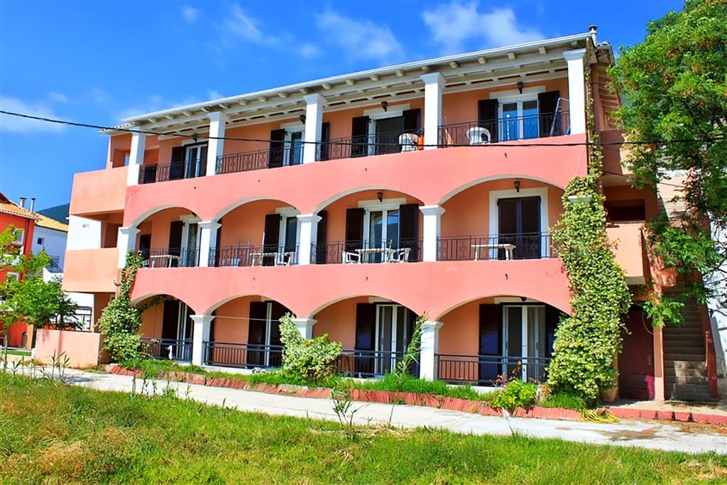 Aiolos apartments