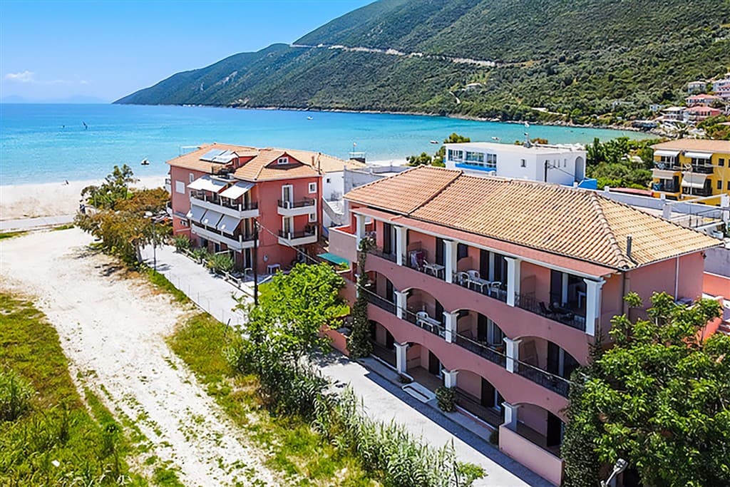 Aiolos apartments