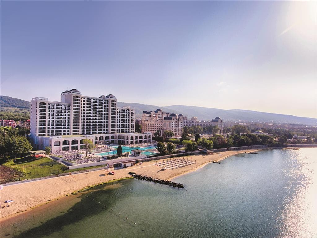 Secrets Sunny Beach Resort &  Spa