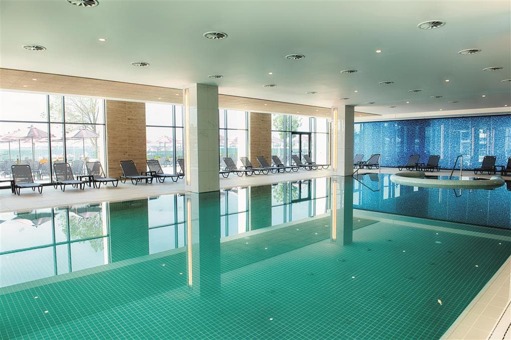 Secrets Sunny Beach Resort &  Spa