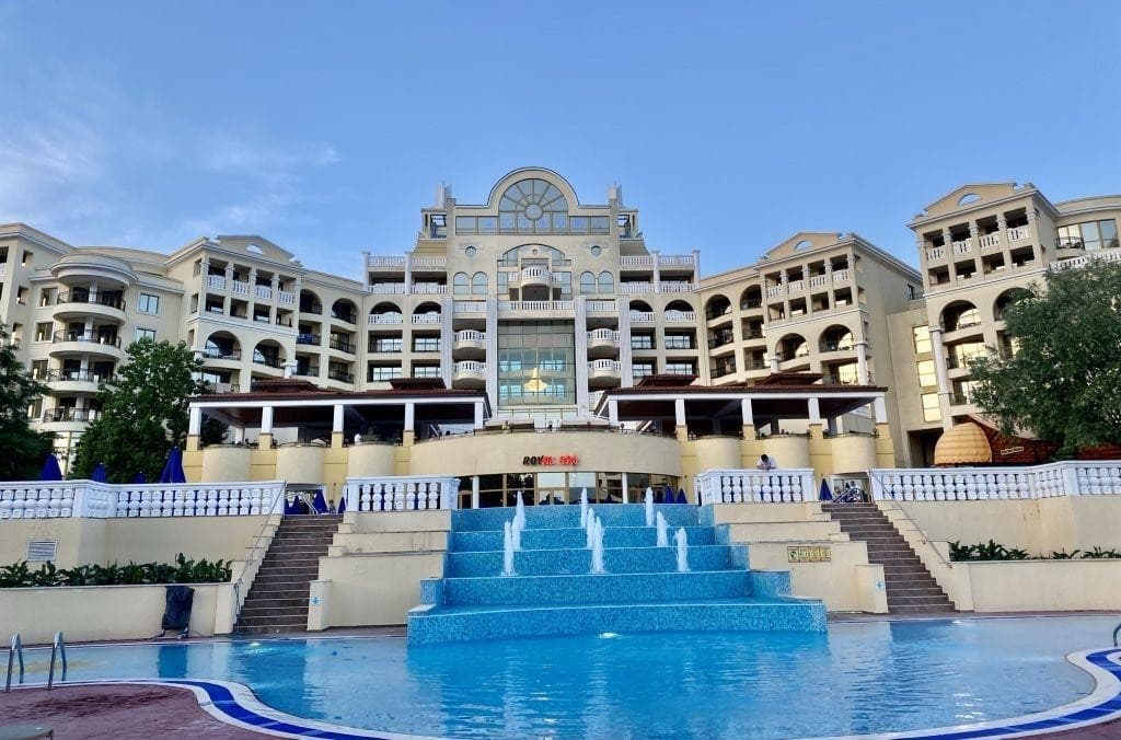 Marina Royal Palace