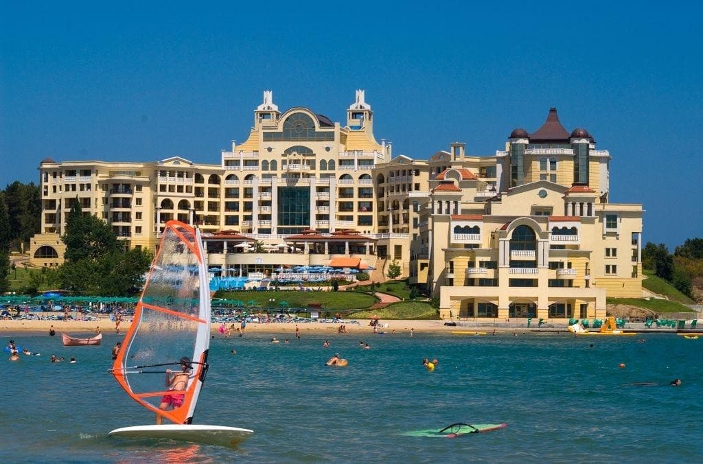 Marina Royal Palace
